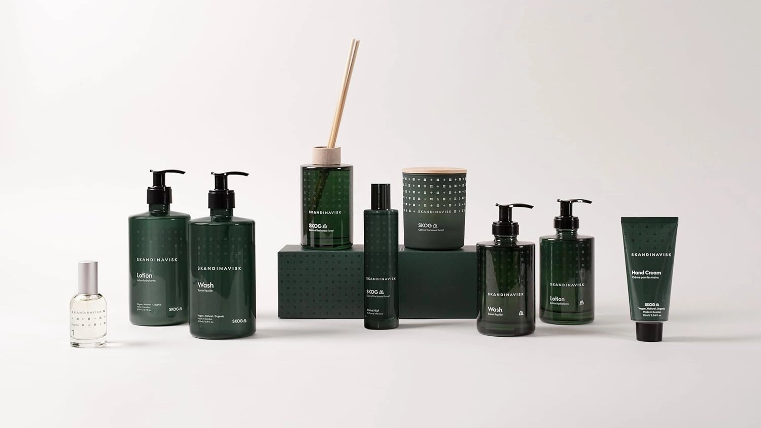 Skandinavisk SKOG ‘Forest’ Hand & Body Wash, Scent Notes: Pine Needles and Fir Cones, Birch Sap and Woodland Lily of the Valley, Coloured Glass Bottle With Pump, 6.75 fl. oz.
