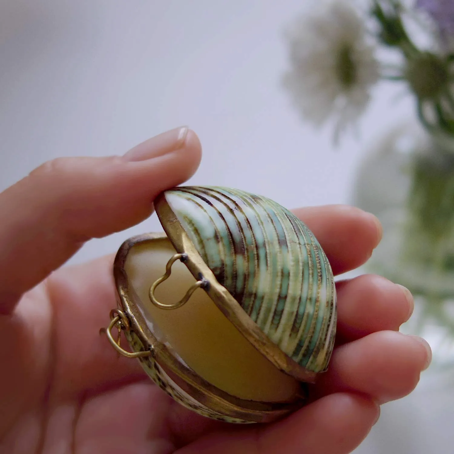 Solid Perfume - Vetiver & Lemongrass Fragrance All Natural & Organic (.25 Oz)